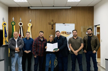 Foto - Iaras Segue Avançando - 32 famílias recebem títulos de propriedade