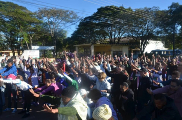 Foto - Caminhada em prol da saúde