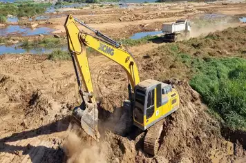 Pirapora: limpeza e manutenção