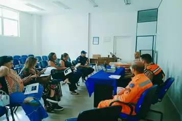 Defesa Civil promove reunião para enfrentamento dos desastres naturais