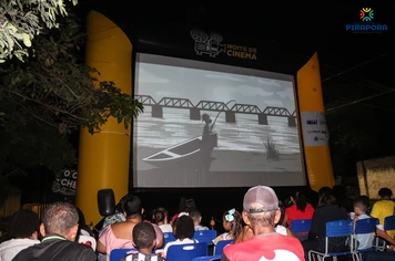 Noites com oportunidade de cinema gratuito valorizam a cultura de Pirapora