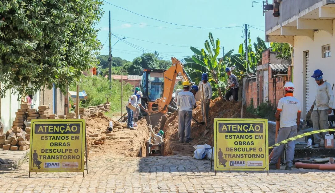 Obras de esgotamento sanitário avançam no Bom Jesus II